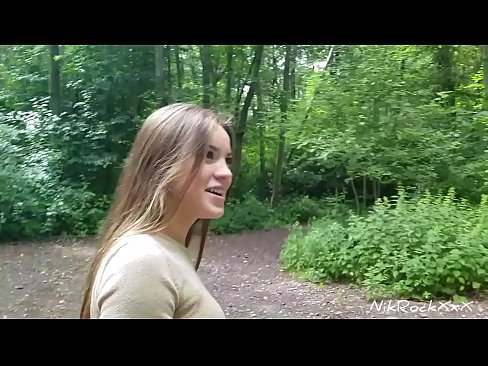 ❤️ Predložio sam Evelini da se poševimo na javnom mjestu! Rekla je da. Onda sam je pojebao u dupe i spermio u usta. Onda se napišala. Jebanje na hr.tuberxxx.ru ️❤
